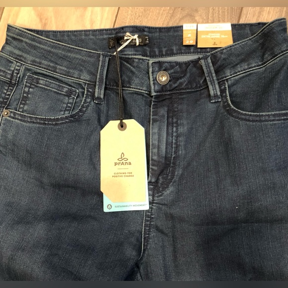 Prana jeans size US 8. Denim 29. Regular inseam 30 inches - Picture 2 of 4